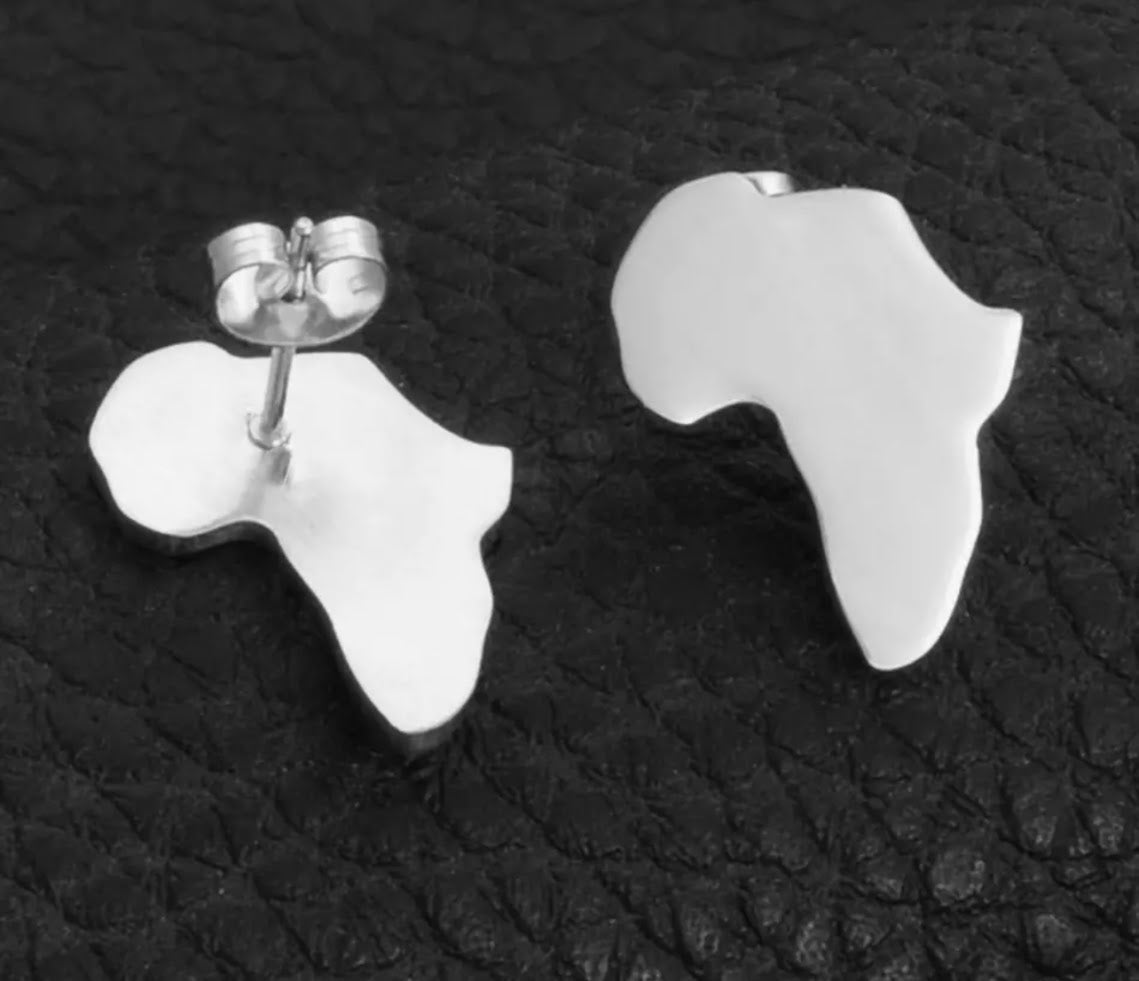 Nubia studs small silver